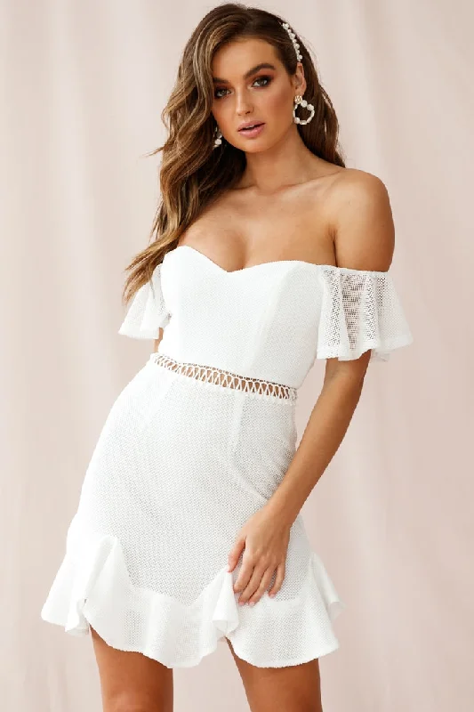 Long sleeve evening dress-Chi Chi Sweetheart Neckline Off-Shoulder Dress White