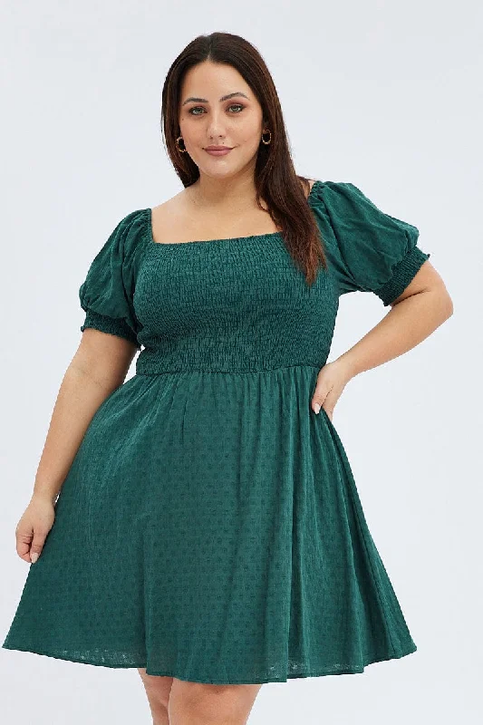 Tiered boho dress-Green Skater Dress Shirred Short Sleeve Textured