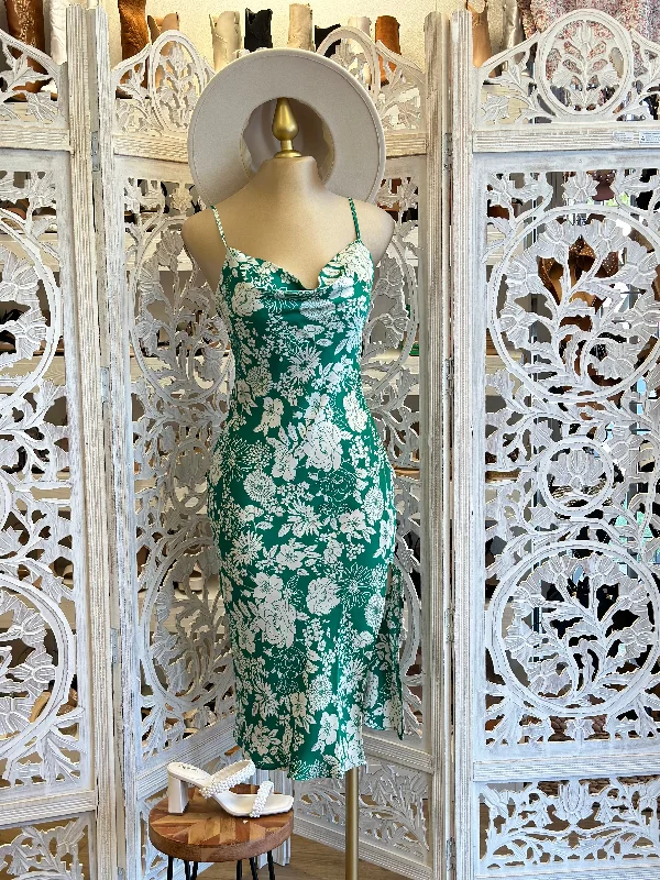 Short sleeve sundress-Green Flower Cowl Neck Midi Dress